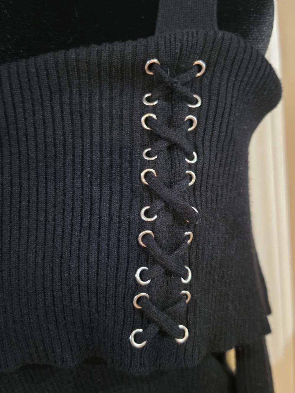 Black Off-Shoulder Lace-Up Ribbed Women's Sweater - Picture 4 of 7